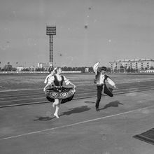 Выступление танцоров на стадионе "Север" | Культура. 1987 г., г.Северодвинск. Фото #C13331.