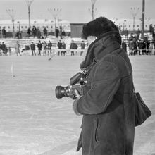 Фотограф на стадионе | Культура. 1987 г., г.Северодвинск. Фото #C12343.