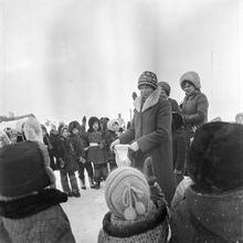 Награждение участников состязаний в детском саду | Дети. 1987 г., г.Северодвинск. Фото #C8221.