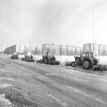 Генеральная уборка на улицах города | ЖКХ. 1987 г., г.Северодвинск. Фото #C12410.