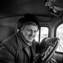 Водитель | Горожане. 1987 г., г.Северодвинск. Фото #C13454.