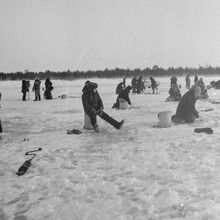 Рыбаки | Горожане. 1987 г., г.Северодвинск. Фото #C11082.