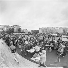 Школьный базар | Торговля. 1987 г., г.Северодвинск. Фото #C11036.