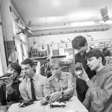 Юные автомоделисты | Школа. 1987 г., г.Северодвинск. Фото #C13603.