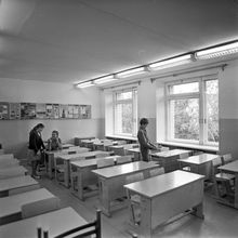 В классе перед 1 сентября | Школа. 1987 г., г.Северодвинск. Фото #C13606.