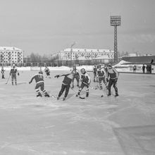 Хоккейный матч на стадионе "Север" | Спорт. 1987 г., г.Северодвинск. Фото #C12557.