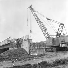 Строительство моста | Строительство. 1987 г., г.Северодвинск. Фото #C14899.