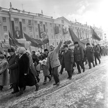 Демонстрация 7 ноября 1987 года | Общественная жизнь. 1987 г., г.Северодвинск. Фото #C13813.