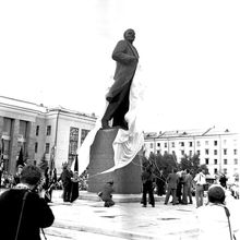 Открытие памятнику В.И.Ленину | Культура. 1988 г., г.Северодвинск. Фото #C1205.