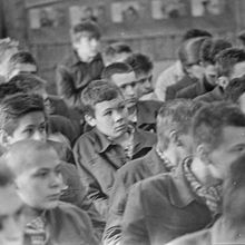 Мероприятие в колонии для несовершеннолетних | Школа. 1988 г., г.Северодвинск. Фото #C14440.