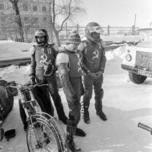 Гонки на мотоциклах на льду | Спорт. 1990 г., г.Северодвинск. Фото #C13192.