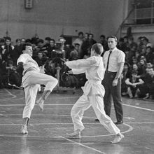 Соревнования по восточным единоборствам | Спорт. 1990 г., г.Северодвинск. Фото #C13214.
