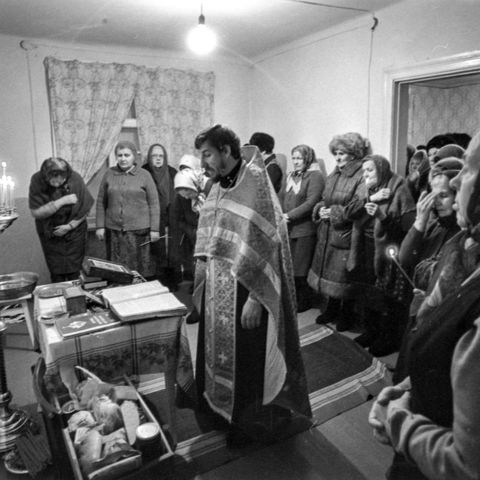Богослужение | Горожане. 1990 г., г.Северодвинск. Фото #C13162.