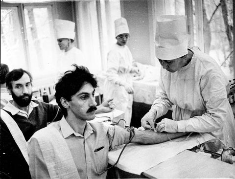 Городская станция переливания крови | Медицина. 1993 г., г.Северодвинск. Фото #C4595.