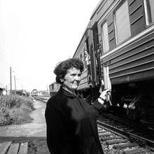 Работник железнодорожного транспорта | Транспорт. 1970-e гг., г.Северодвинск. Фото #C9771.