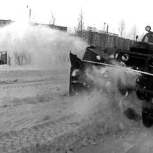 Уборка улиц от снега. Снегоуборочная техника | Транспорт. 1970-e гг., г.Северодвинск. Фото #C17.