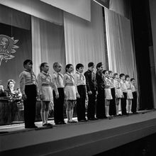Выступление на комсомольской конференции | Культура. 1970-e гг., г.Северодвинск. Фото #C10353.