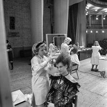 Конкурс парикмахеров | Быт. 1970-e гг., г.Северодвинск. Фото #C8752.