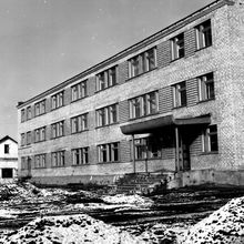 Новый административный корпус Автоколонны-1700 | Строительство. 1970-e гг., г.Северодвинск. Фото #C30.