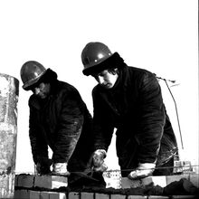 Каменщики | Строительство. 1970-e гг., г.Северодвинск. Фото #C45.