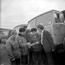 Водители | Транспорт. 1980-e гг., г.Северодвинск. Фото #C6631.