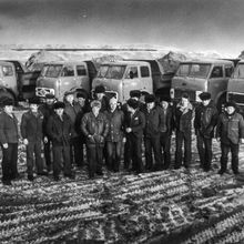 Водители Мазов | Транспорт. 1986 г., г.Северодвинск. Фото #C11132.