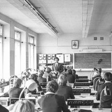 На уроке | Школа. 1980-e гг., г.Северодвинск. Фото #C2894.