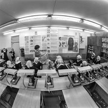 Кабинет по труду | Школа. 1980-e гг., г.Северодвинск. Фото #C15148.