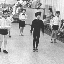 Мероприятие в детском саду | Дети. 1990-e гг., г.Северодвинск. Фото #C3282.