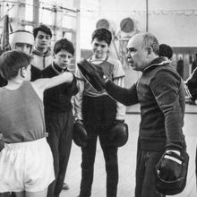 Тренировка по боксу | Спорт. 1990-e гг., г.Северодвинск. Фото #C5191.