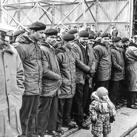 Моряки ВМС Индии | Предприятия. 1999 г., г.Северодвинск. Фото #C5296.